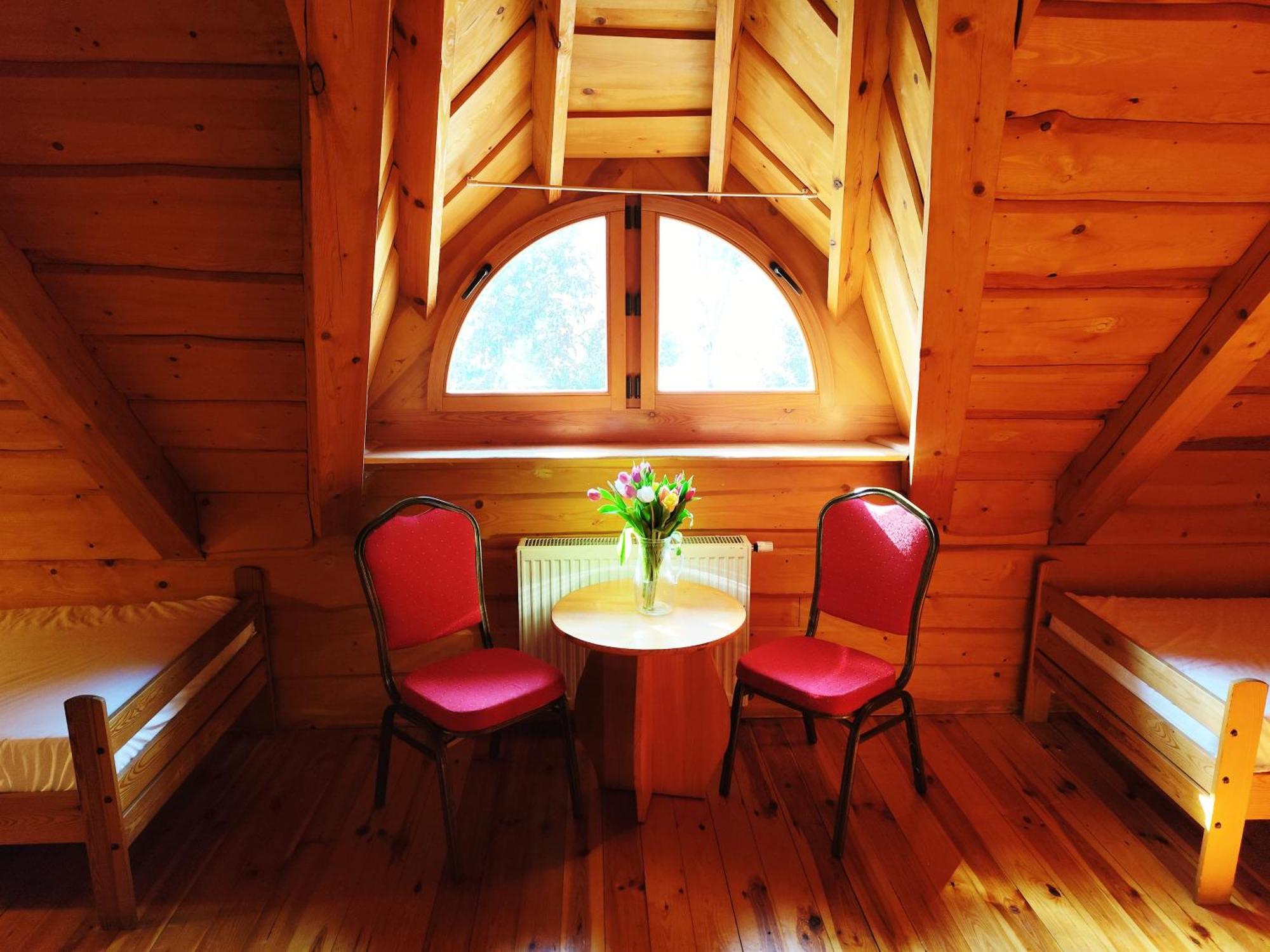 Gosciniec Olecki - Karczma Margrabowa 3*